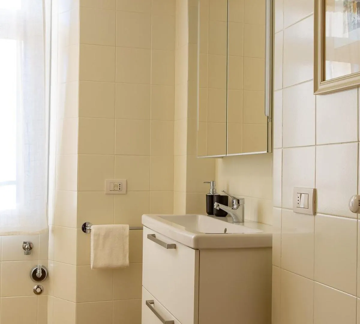 Ponente - Balcony, Free Parking,Close To Como Apartment